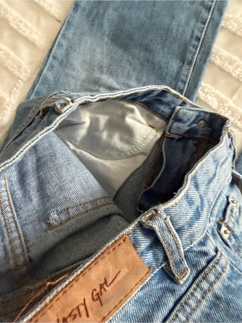 Nasty Gal High-Rise Light Blue Denim Jeans - Picture 6 of 9